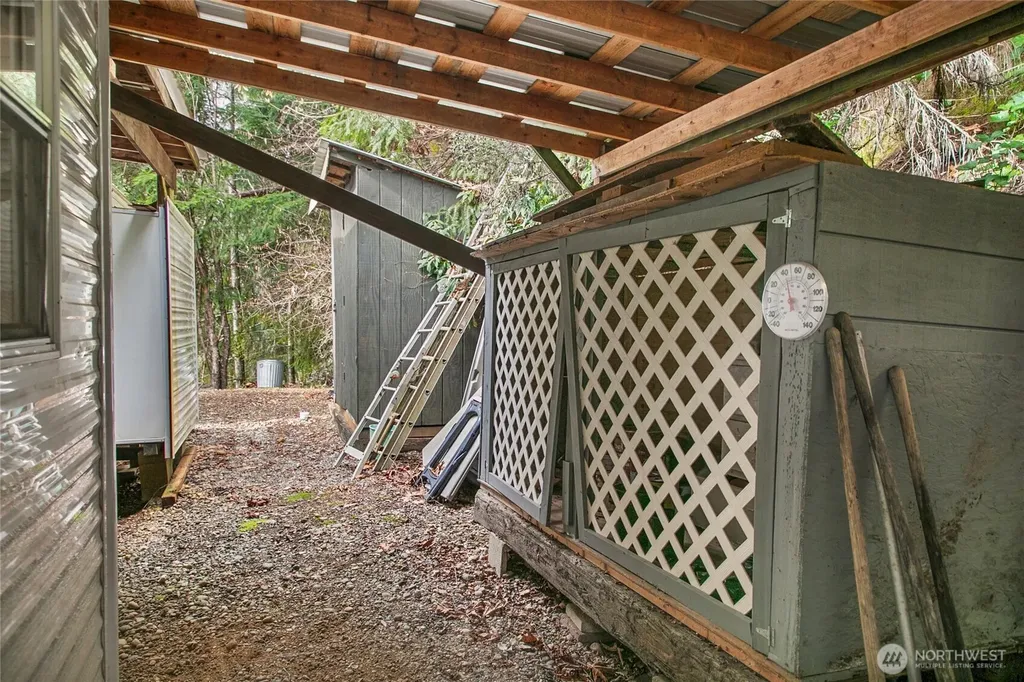 93 NE Marine View Drive Belfair WA 98528