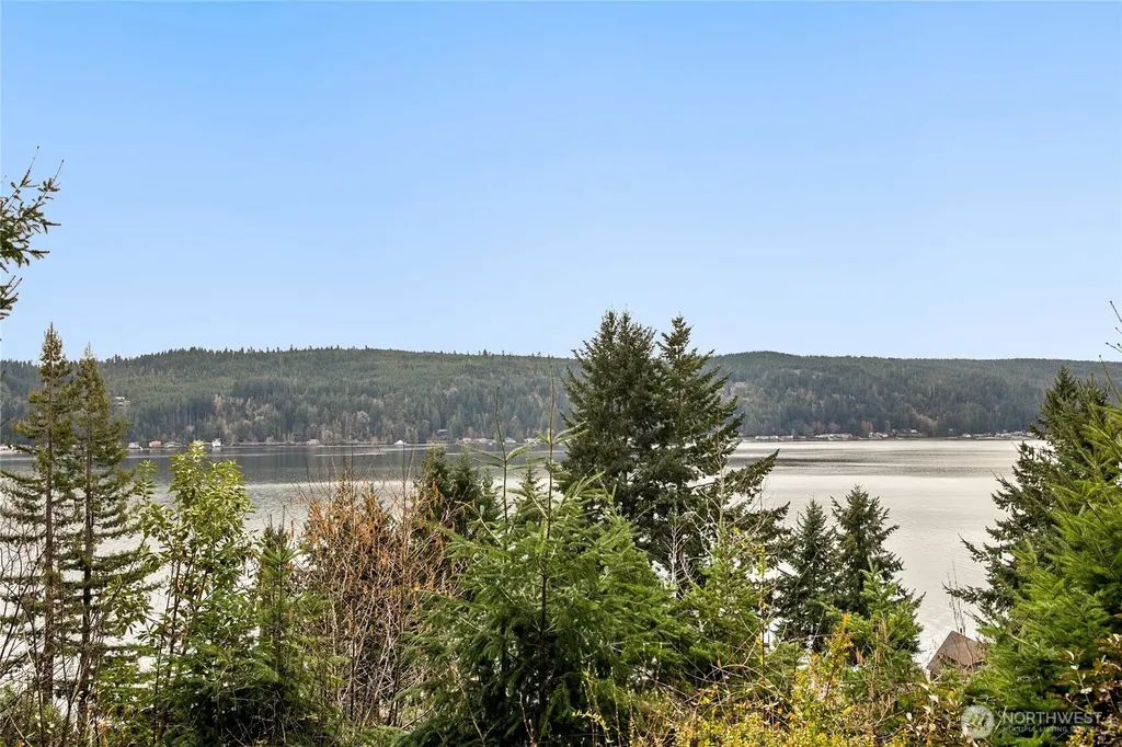 93 NE Marine View Drive Belfair WA 98528
