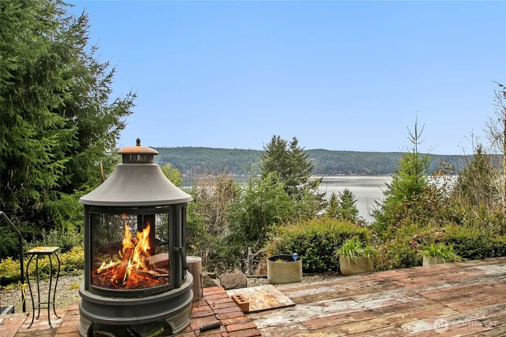 93 NE Marine View Drive Belfair WA 98528