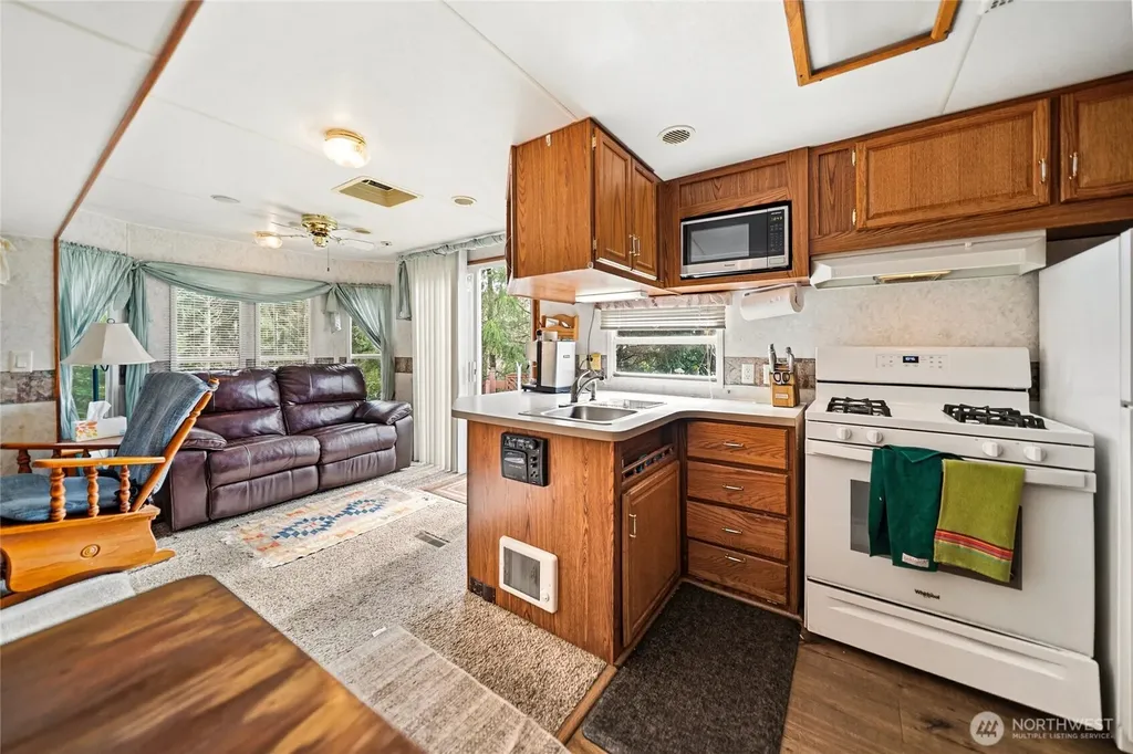 93 NE Marine View Drive Belfair WA 98528