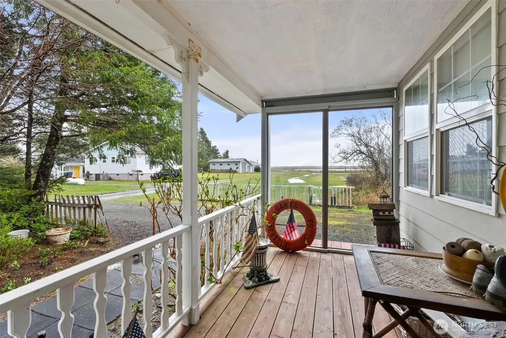 4311 Romano Lane Tokeland WA 98590