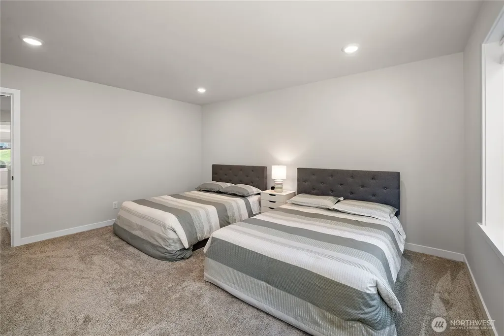 11124 43rd Avenue SE Everett WA 98208
