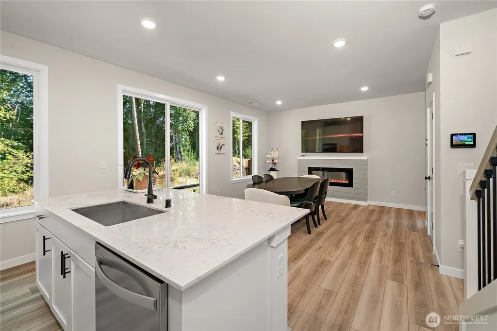 11124 43rd Avenue SE Everett WA 98208