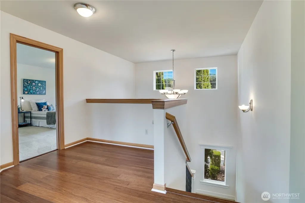 19321 205th Street E Orting WA 98360