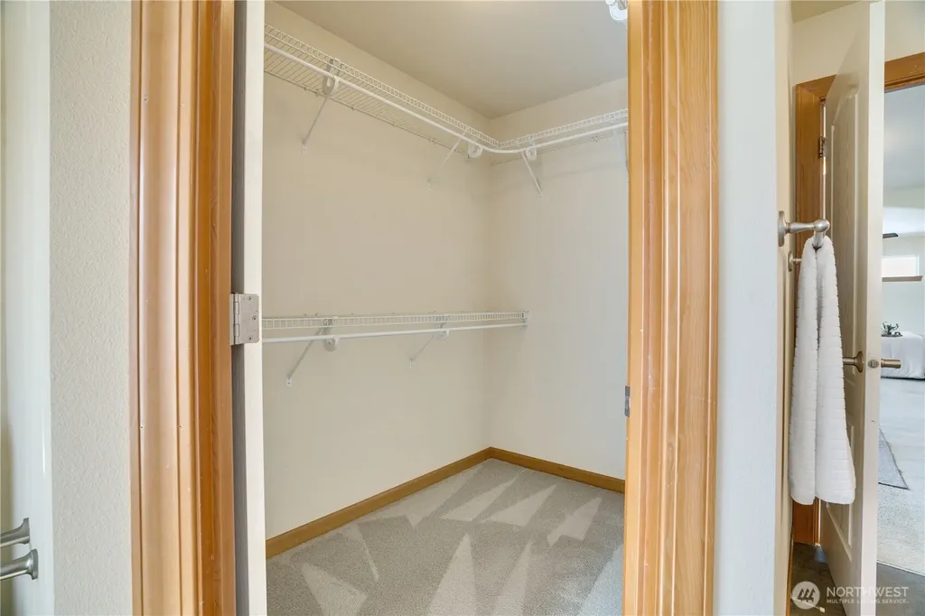 19321 205th Street E Orting WA 98360