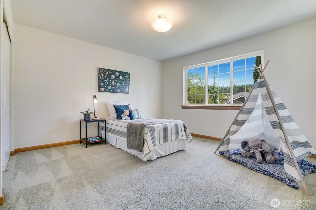 19321 205th Street E Orting WA 98360
