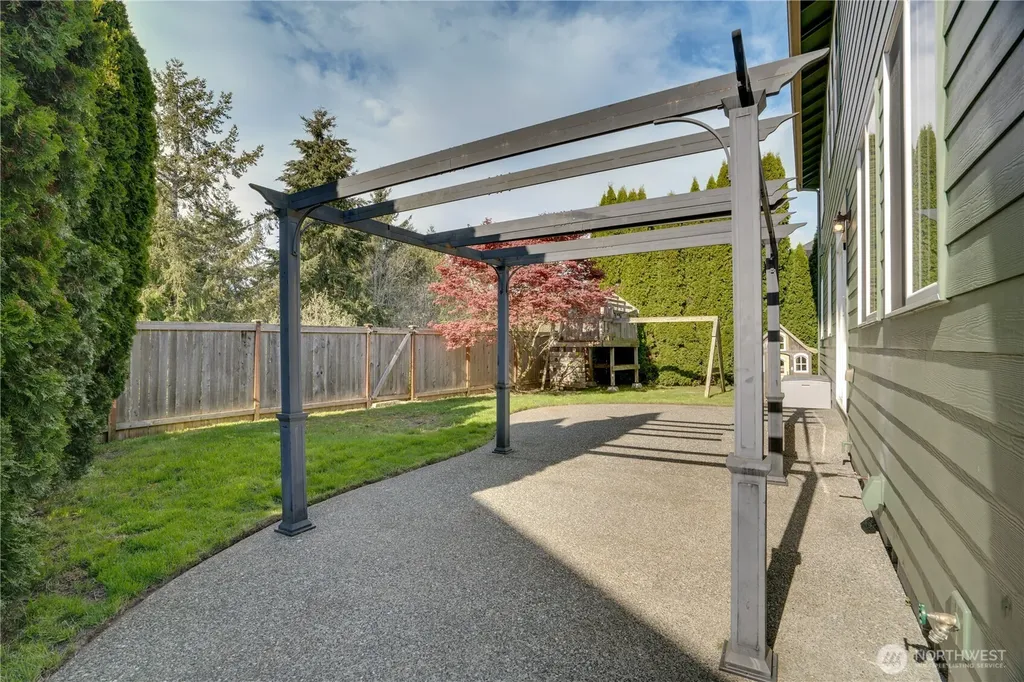 19321 205th Street E Orting WA 98360