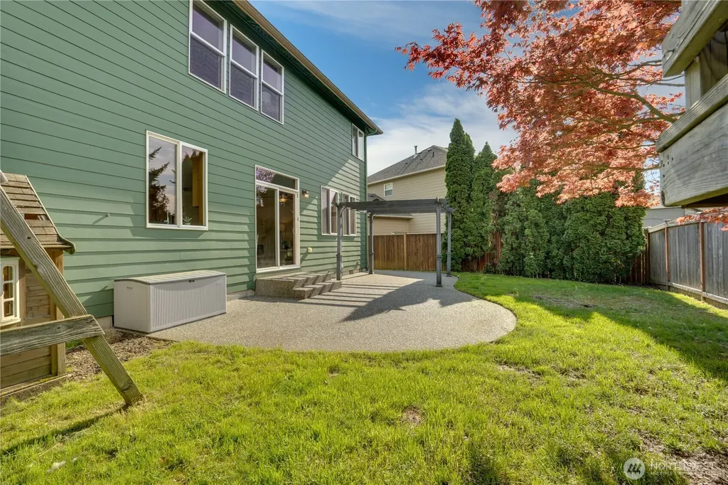 19321 205th Street E Orting WA 98360