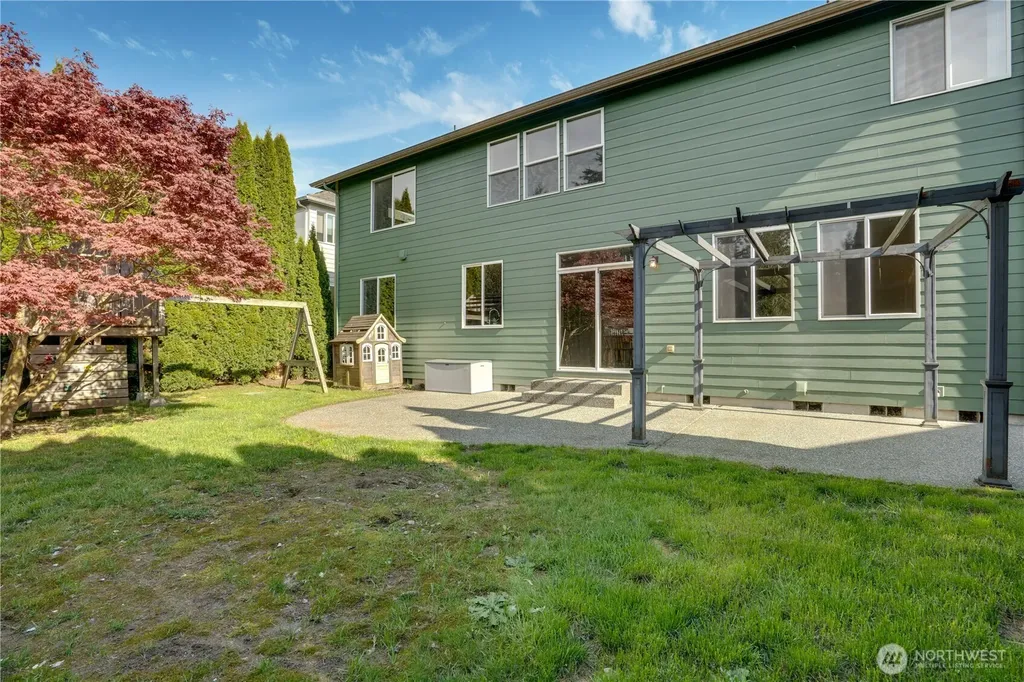 19321 205th Street E Orting WA 98360