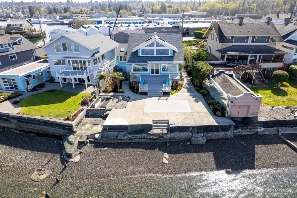 1838 Day Island Boulevard W University Place WA 98466