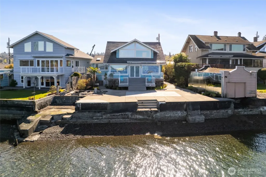 1838 Day Island Boulevard W University Place WA 98466