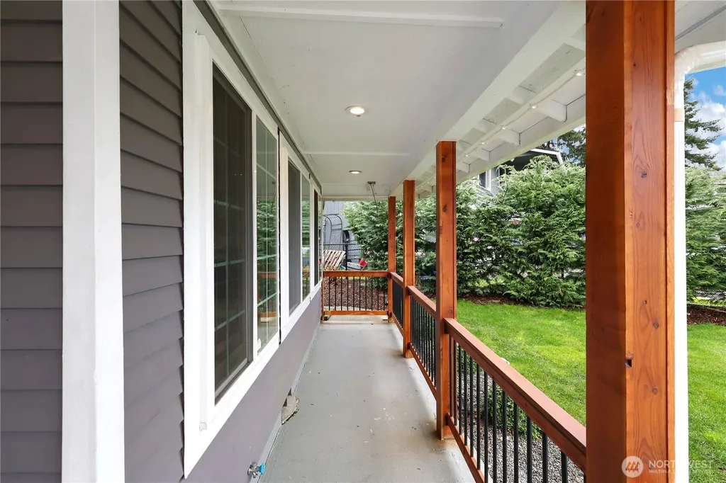 12002 151st Court E Puyallup WA 98374