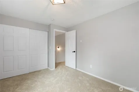 12002 151st Court E Puyallup WA 98374