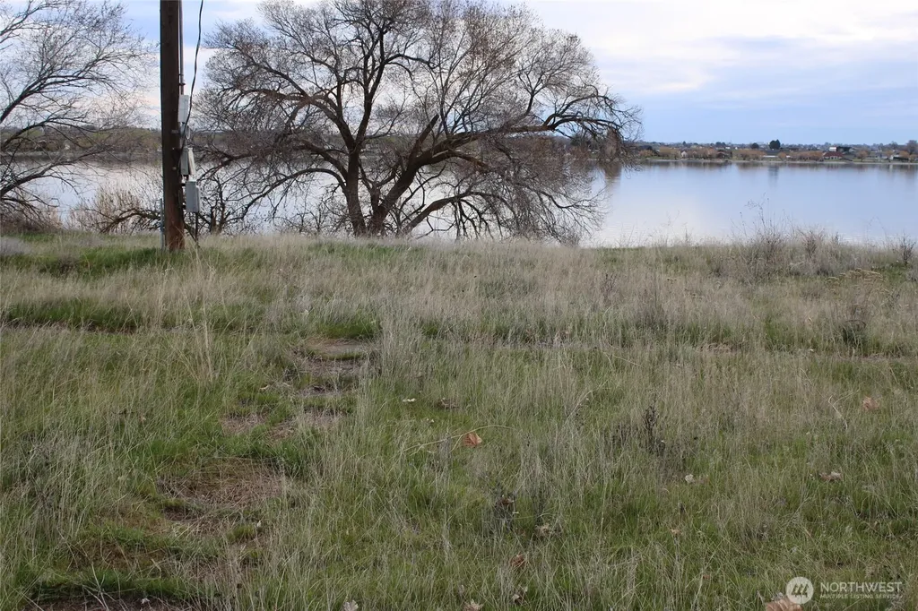 2835 Westshore Drive NE Moses Lake WA 98837