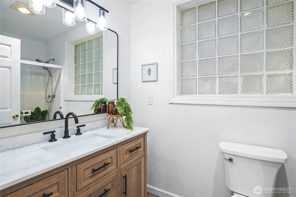 2104 Highland Drive Anacortes WA 98221