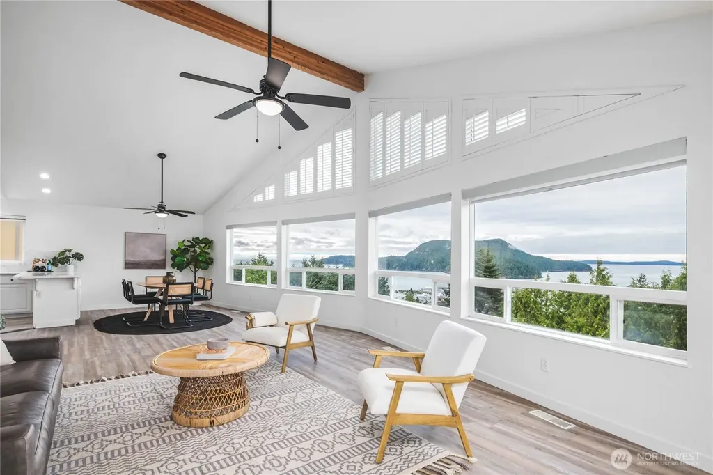 2104 Highland Drive Anacortes WA 98221