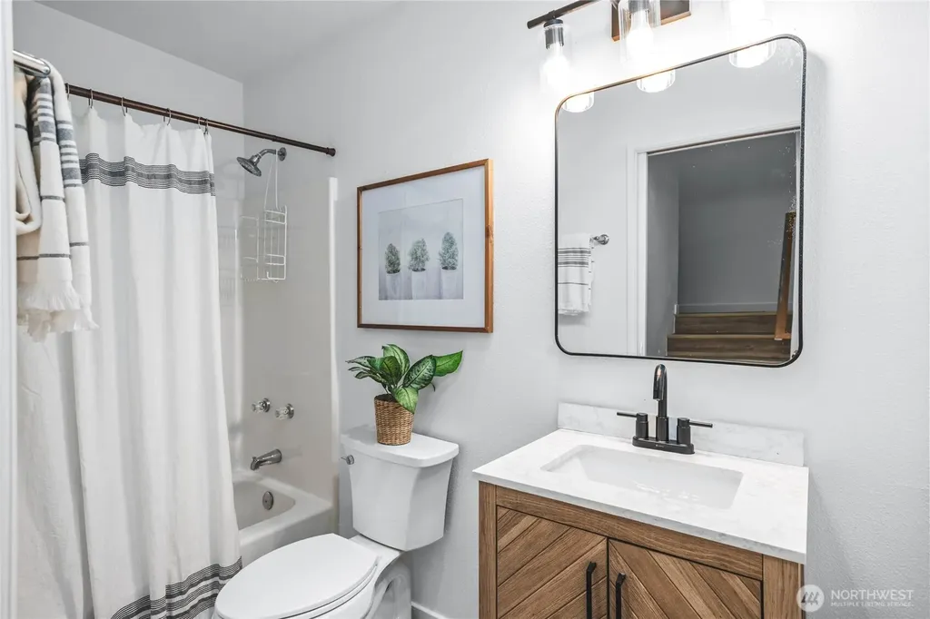 2104 Highland Drive Anacortes WA 98221