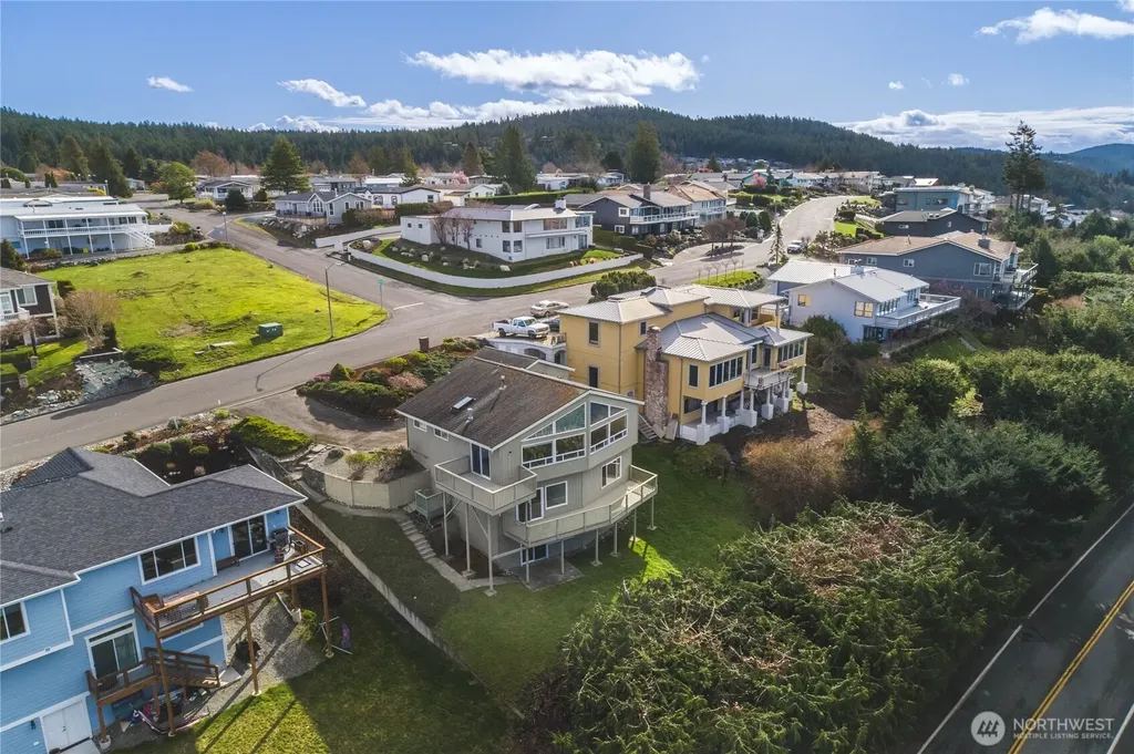 2104 Highland Drive Anacortes WA 98221