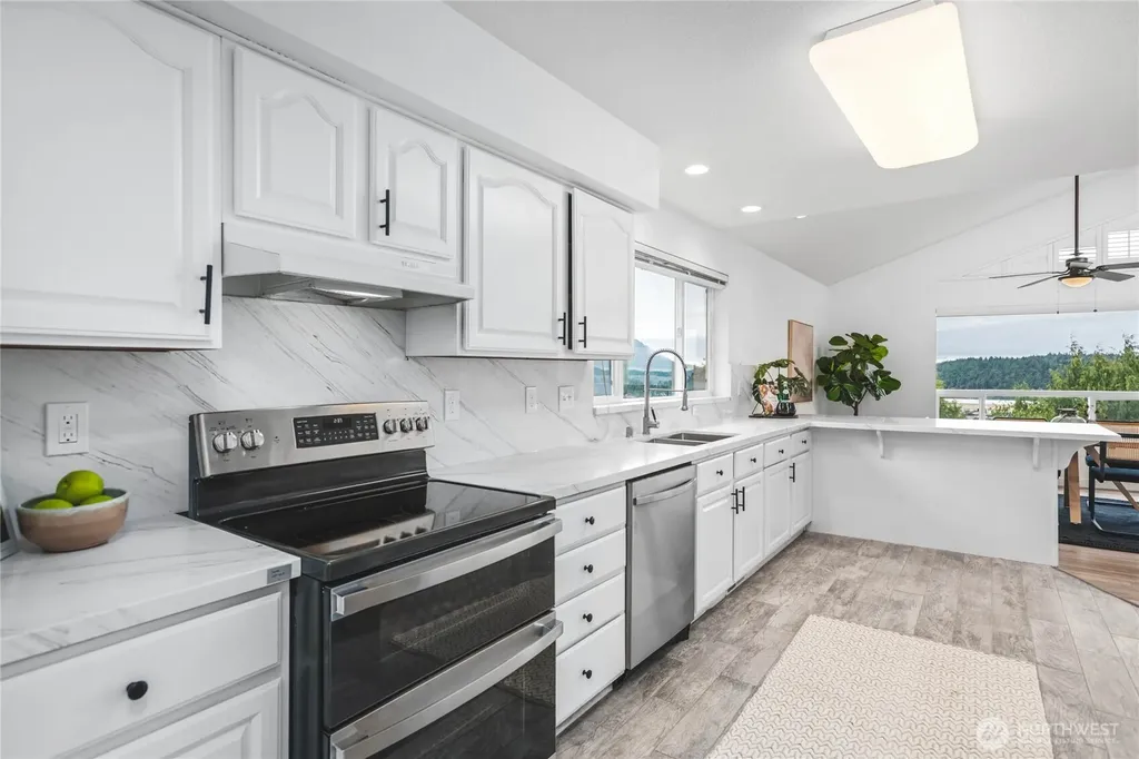 2104 Highland Drive Anacortes WA 98221