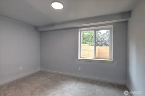 1324 N Hawthorne Street Tacoma WA 98406