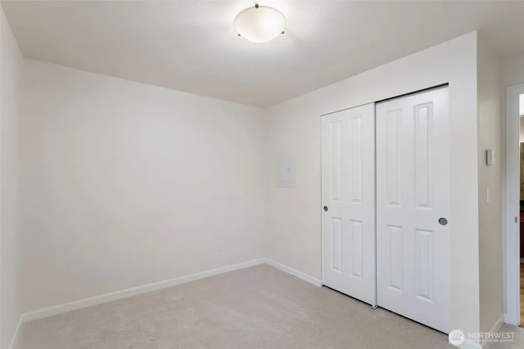 14200 SE 6th Street Bellevue WA 98007