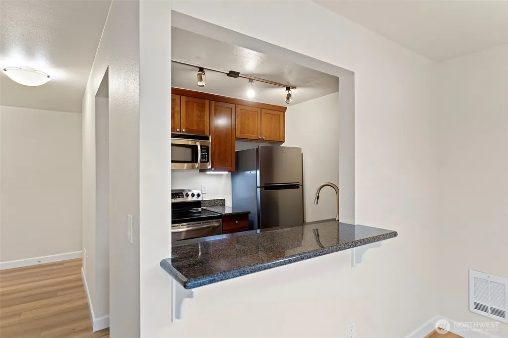 14200 SE 6th Street Bellevue WA 98007