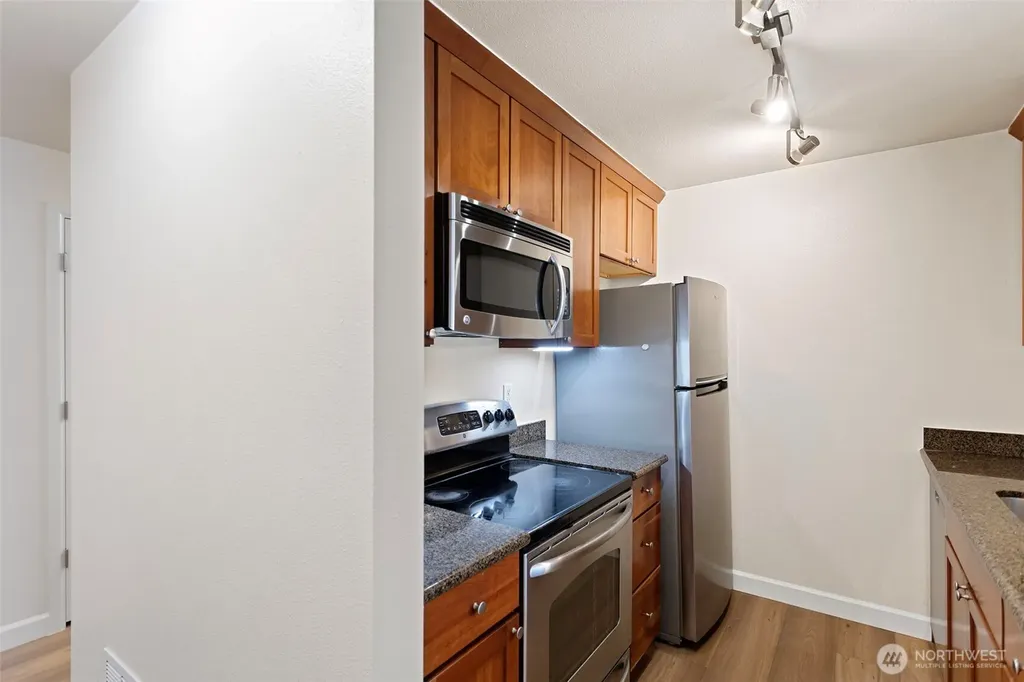 14200 SE 6th Street Bellevue WA 98007