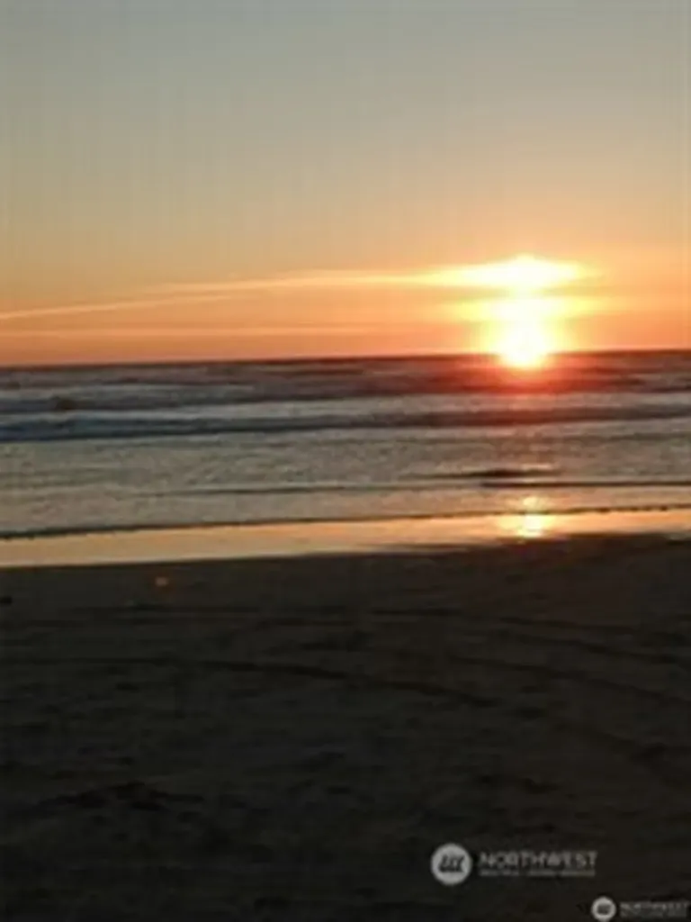 855 Ocean Shores Boulevard NW Ocean Shores WA 98569