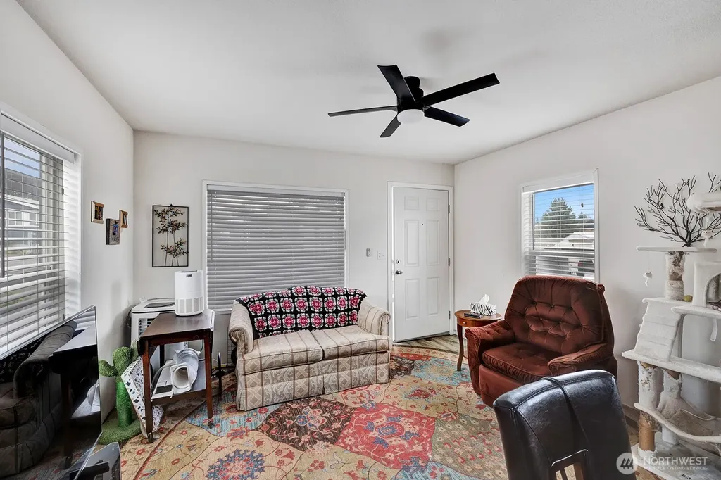 3418 S 182nd Street Seatac WA 98188