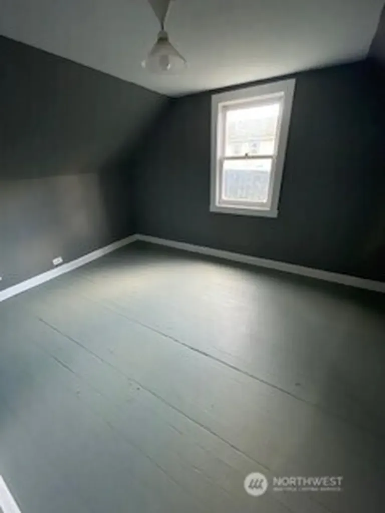 6221 S 129th Street Seattle WA 98178
