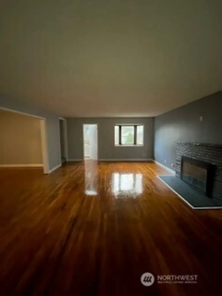 6221 S 129th Street Seattle WA 98178