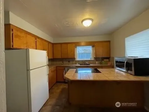 6221 S 129th Street Seattle WA 98178