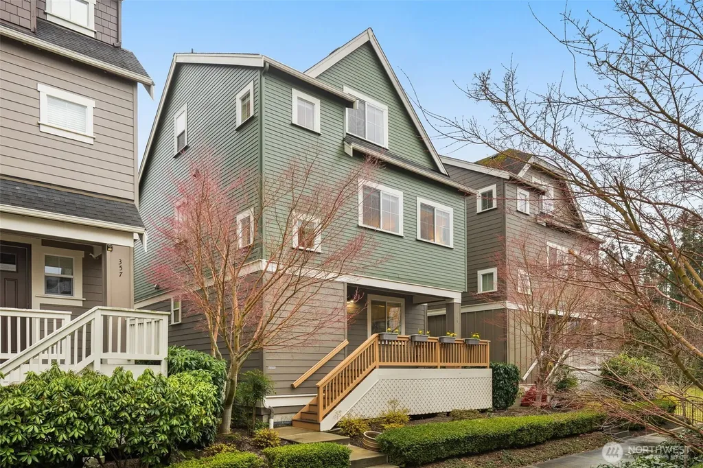 365 NE Denny Way Issaquah WA 98029