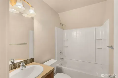 365 NE Denny Way Issaquah WA 98029