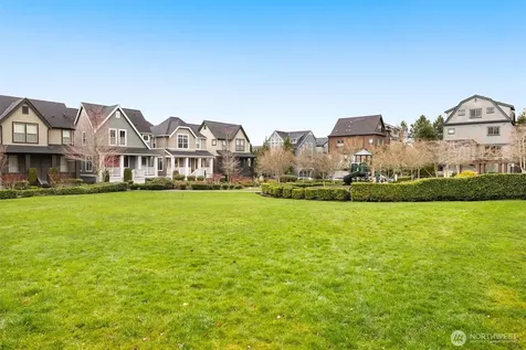 365 NE Denny Way Issaquah WA 98029