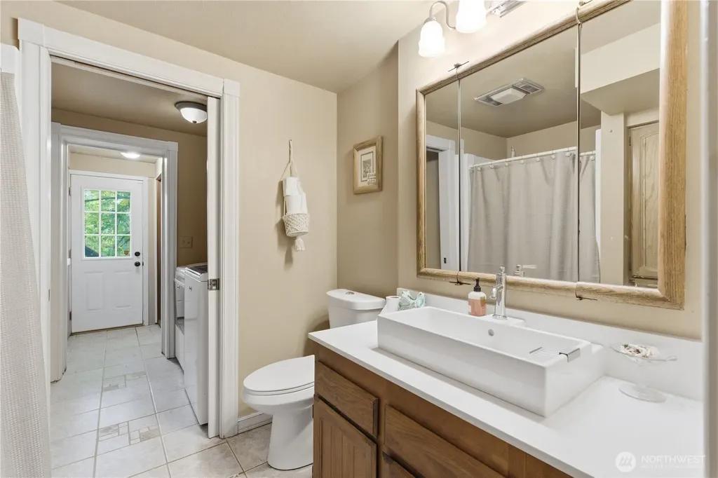 6017 64th Street W University Place WA 98467