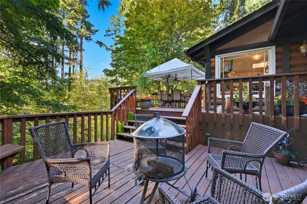 6017 64th Street W University Place WA 98467