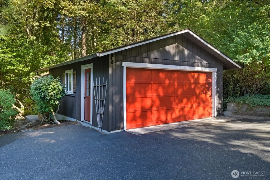 6017 64th Street W University Place WA 98467