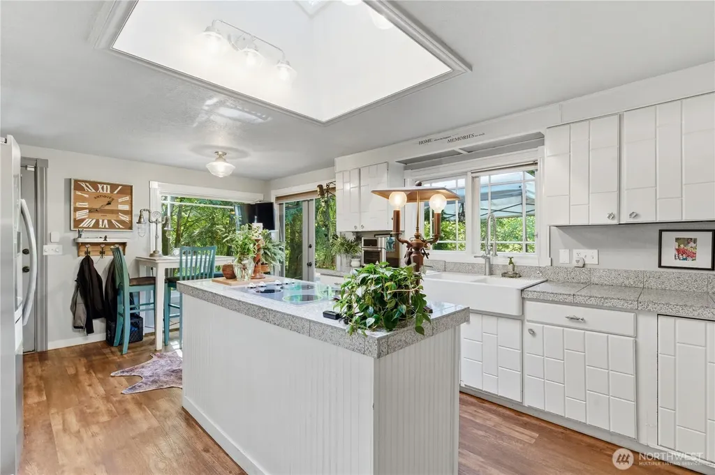6017 64th Street W University Place WA 98467