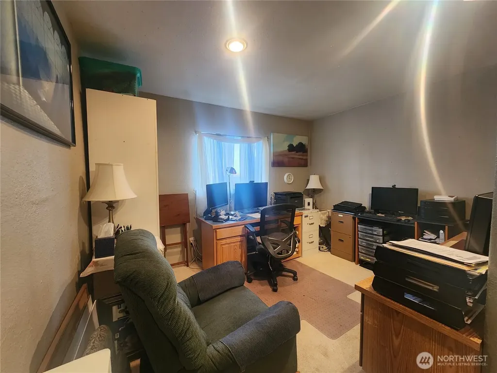117 J Street Cosmopolis WA 98537