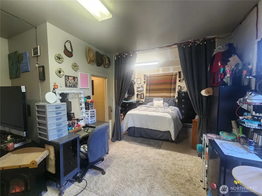 117 J Street Cosmopolis WA 98537