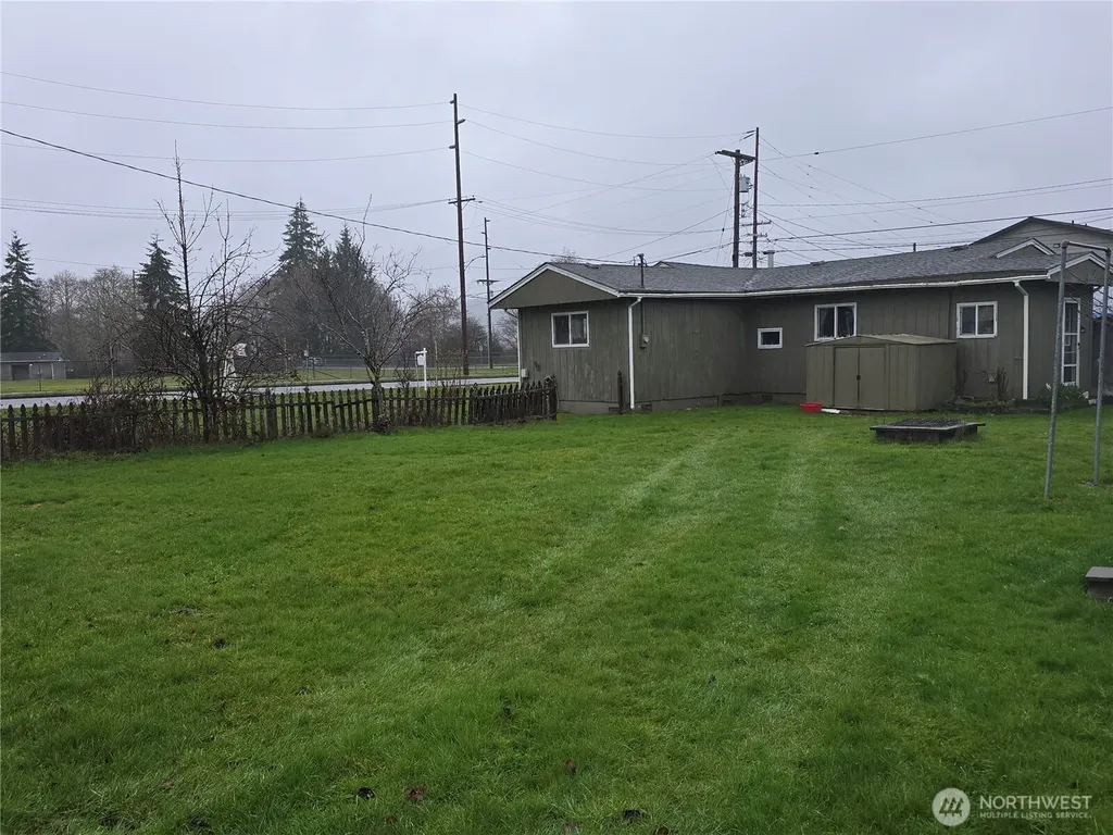 117 J Street Cosmopolis WA 98537