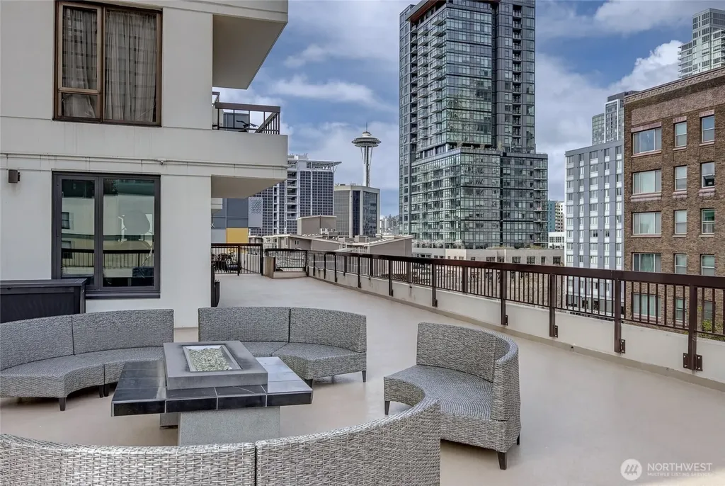 2201 3rd Avenue Seattle WA 98121