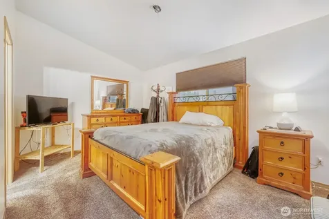 10205 61st Avenue NE Marysville WA 98270