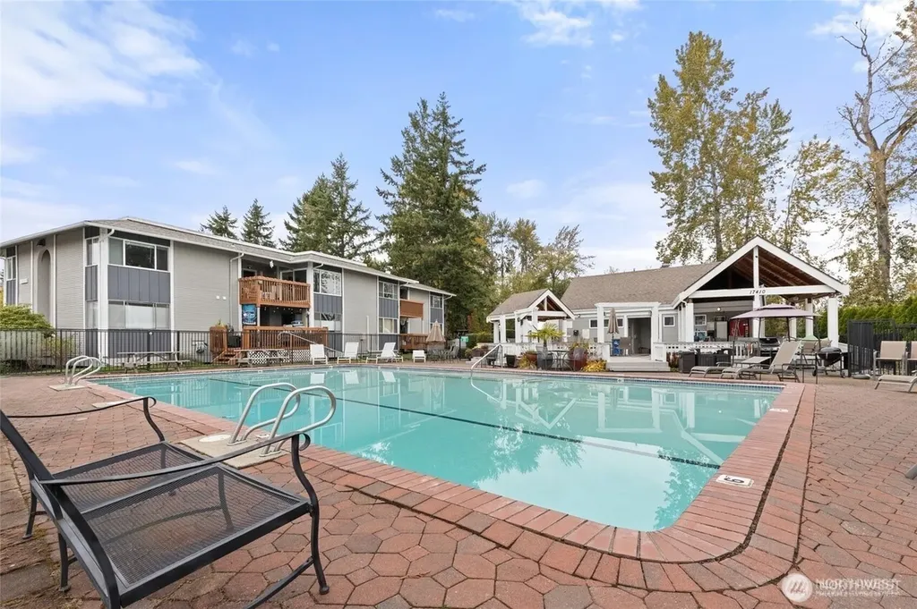 17404 NE 45th Street Redmond WA 98052