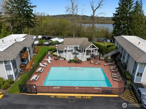 17404 NE 45th Street Redmond WA 98052