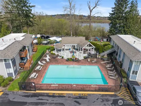 17404 NE 45th Street Redmond WA 98052