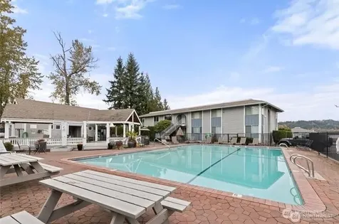 17404 NE 45th Street Redmond WA 98052