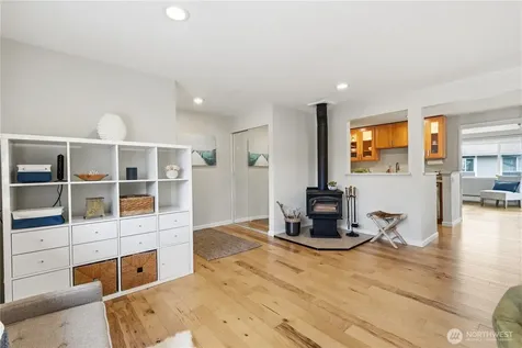 17404 NE 45th Street Redmond WA 98052