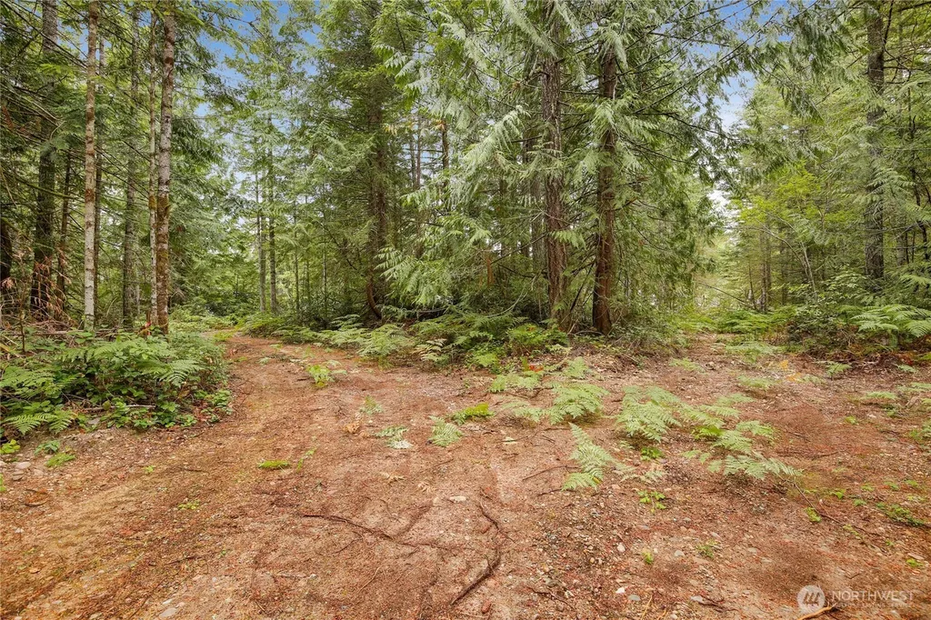 1171 W Camp Sundown Road Bremerton WA 98312